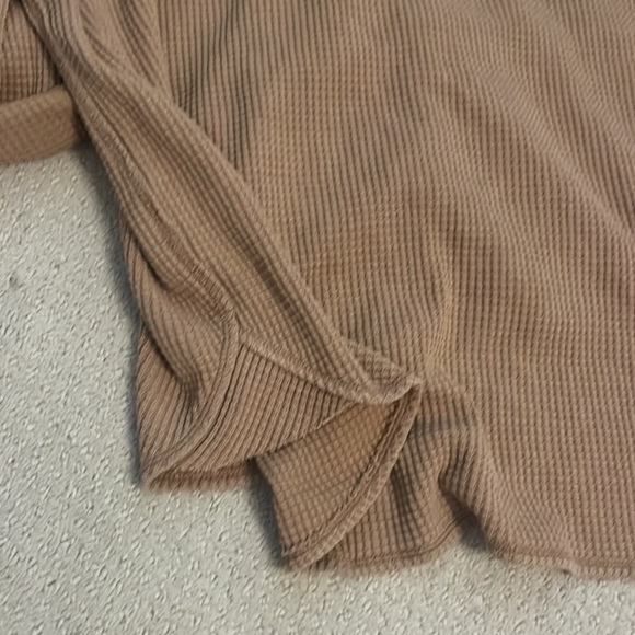 Aerie waffle cut button up in tan - Picture 4 of 6